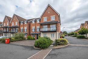 Foxherne 6 Bed & 3 Bath Serviced Hse -20