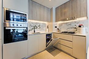 Modern 1 BR Oxford Terraces