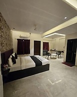 Hotel lotus exicutive
