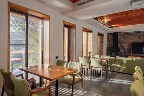 Aprie Boutique Hotel