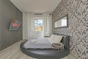 Guest House 80