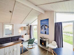 4 Star Holiday Home in Friedrichkoog
