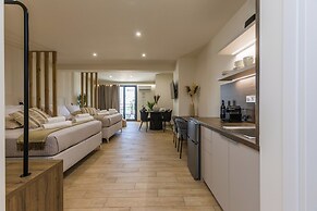 Raise Thiseio Stylish Living