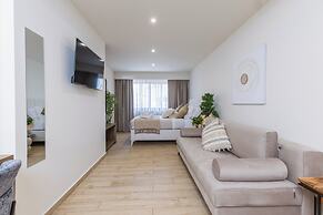 Raise Thiseio Stylish Living