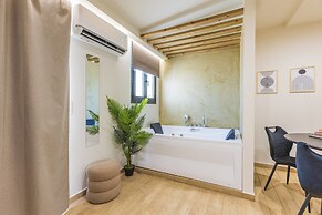 Raise Thiseio Stylish Living