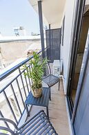 Raise Thiseio Stylish Living