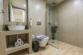 Raise Thiseio Stylish Living