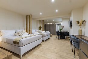 Raise Thiseio Stylish Living