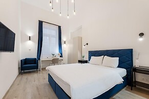 Downtown Suites