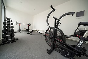 Comfortable studio with pool and gym - Huaya 101