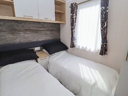 Stag Lodge, Caravan 70