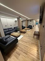 Velvet Hostel Business