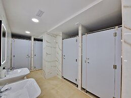 Velvet Hostel Business