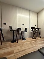 Velvet Hostel Business