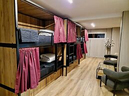 Velvet Hostel Business