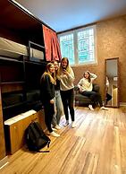 Velvet Hostel Business
