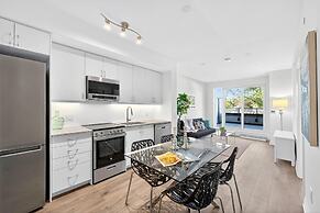 RivetStays - The Westmount Suites