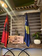 Grand JNK Boutique Hotel