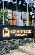 Grand JNK Boutique Hotel