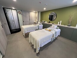 Hotel Ryo 74B Suites by Growing Group