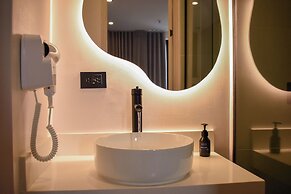 Hotel Ryo 74B Suites by Growing Group