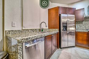 Studio in Romantic Zone - Rooftop Pool - King Bed