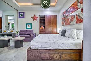 Studio in Romantic Zone - Rooftop Pool - King Bed