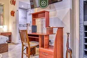 Studio in Romantic Zone - Rooftop Pool - King Bed