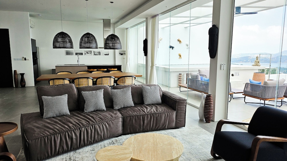 Golden Lotus Villas