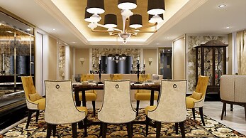 The Trans Luxury Hotel Surabaya