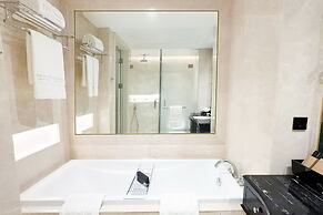 The Trans Luxury Hotel Surabaya