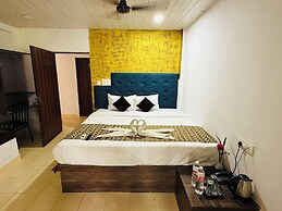 Candolim Sands