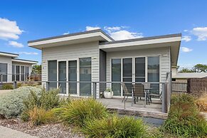 Eastern Reef Villas