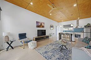 Eastern Reef Villas