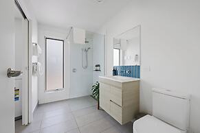 Eastern Reef Villas