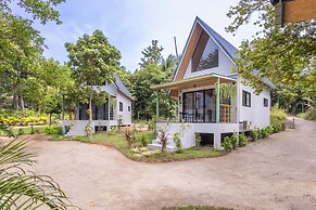 Coconut WayWay Retreat by Sea N' Rent