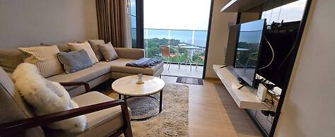 Sea View 2 Bed Room Luxury - Perfect Location