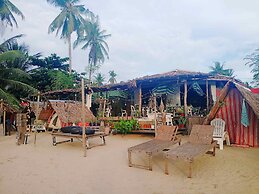 Amwani Beach Camp