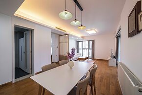 Tyms 3BR 2BA Apt Near Metro