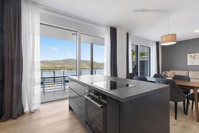 Maria Blick Lake View Apartments