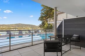 Maria Blick Lake View Apartments