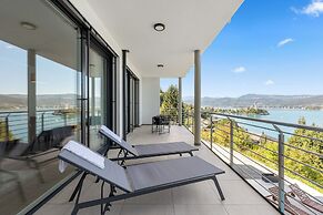 Maria Blick Lake View Apartments