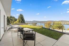 Maria Blick Lake View Apartments