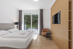 Maria Blick Lake View Apartments