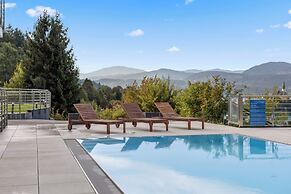 Maria Blick Lake View Apartments