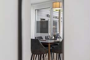Maria Blick Lake View Apartments