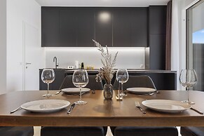 Maria Blick Lake View Apartments