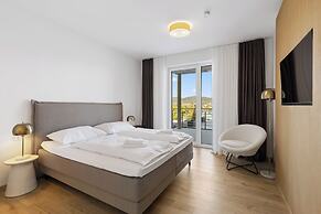 Maria Blick Lake View Apartments