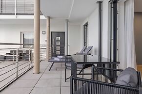 Maria Blick Lake View Apartments