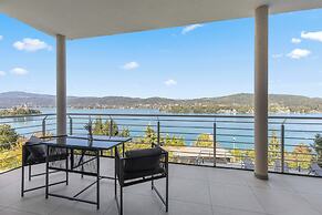 Maria Blick Lake View Apartments